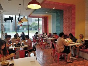 Restaurant interior during lunch hours at Seoul Yummy - Jurong East in West Singapore