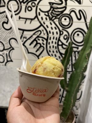Pineapple upsidedown & mango sticky rice at Stella Jean's in San Diego