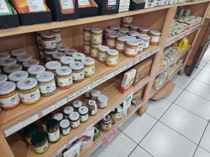 bread spreads at De Papaver Bio in Ypres