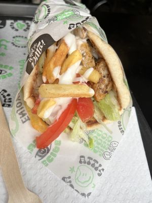 Hähnchen Pitta  at What The Pitta in Brighton