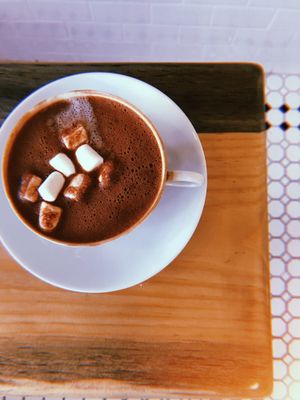 Chocolate caliente de oaxaca c/bombones 100% veganos at Gardeno in Tijuana