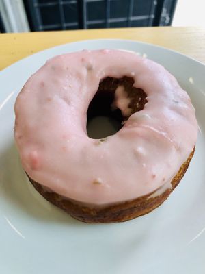 Strawberry donut at Gardeno in Tijuana
