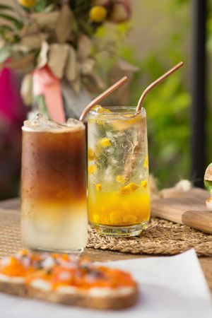 Espresso lemonade and Pineapple+coconut+turmeric tisana at Gardeno in Tijuana