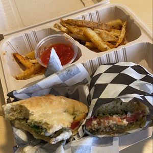 Capresse con papa fritas at Gardeno in Tijuana