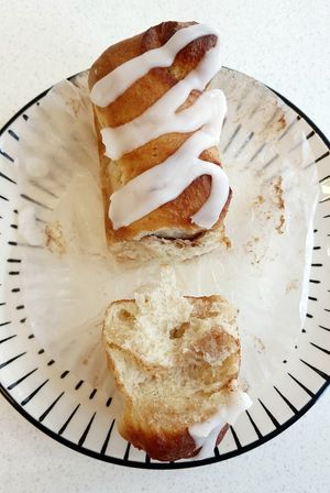 Cinnamon buns at The Bread Blue - Seocho in Seoul