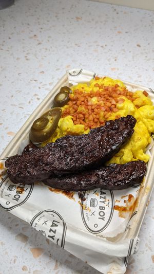 Ribs and Mac n Cheeze at Lazy Boy Kitchen in North West London