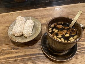 Check out that healthy goodness   at Traditional Tea House Insadong (전통 찻집 인사동) in Seoul