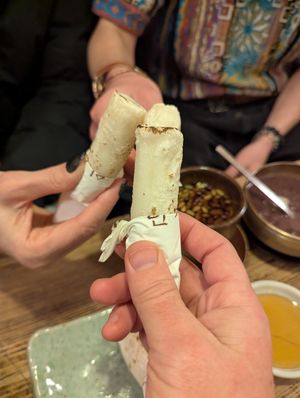 Tteok 5/10 at Traditional Tea House Insadong (전통 찻집 인사동) in Seoul