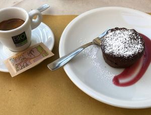Vegan chocolate muffin at Agriturismo Teresa delle Fragole in Vigano