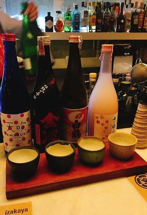 Degustação de sake (delicia!) at Hirá Ramen Izakaya in Sao Paulo
