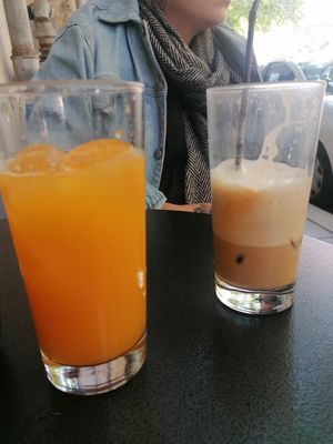 Fresh juice & cold cappuccino at Tarantula in Thessaloniki