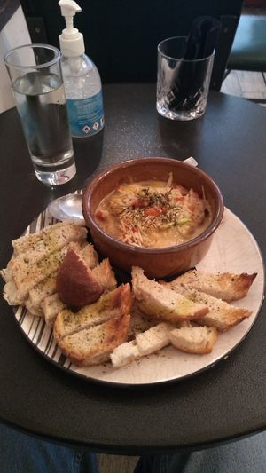 Hot pot at Tarantula in Thessaloniki