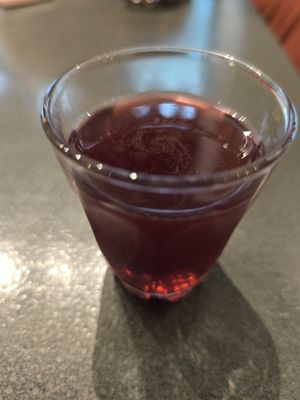 Wine with "honey" at Tarantula in Thessaloniki