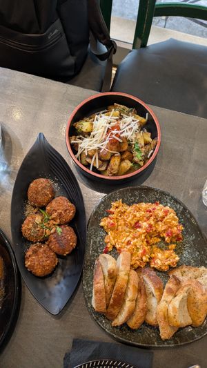  at Tarantula in Thessaloniki