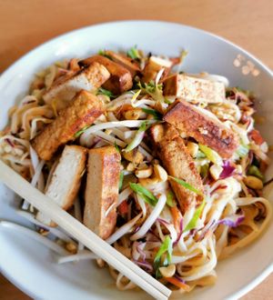 Cold Thai rice noodles w ginger spiced tofu, veg & spicy peanut sauce . . . at Flora Hall Brewing in Ottawa