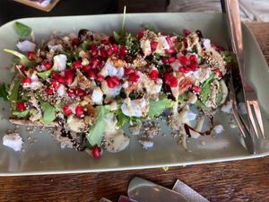 Brot mit veganem Feta und Feigen at Die 3 Schwestern in Muenster