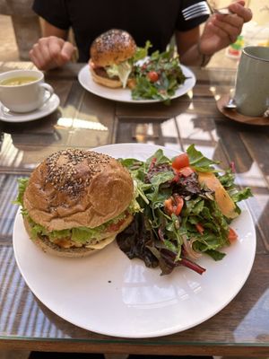 Quinoa burger and beyond meat burger with salad   at Kula in Pisac