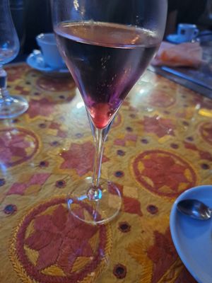 Kir Indien with 🌹 at Indian Lounge in Nice