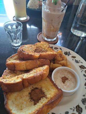 Extrem lecker! at Asa Vegan Kitchen and Studio in Chiang Mai