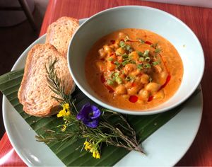 Chickpea curry and mango  at Asa Vegan Kitchen and Studio in Chiang Mai