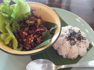 Butmese tea leaf salad at Asa Vegan Kitchen and Studio in Chiang Mai