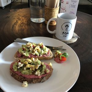 Avo beet toast 😋 at Asa Vegan Kitchen and Studio in Chiang Mai