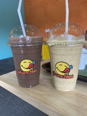 Schokolade und Mango Milchshake   at Munchies Tha Phae Gate in Chiang Mai