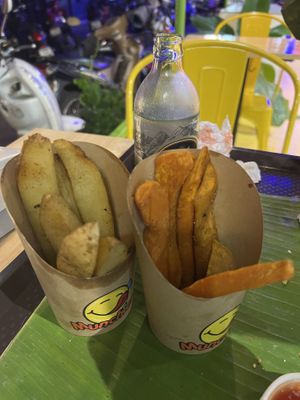 Fries  at Munchies Tha Phae Gate in Chiang Mai