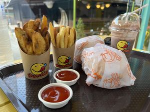 Burgers, fries/wedges and milkshake (half drank)  #Veganuary at Munchies Tha Phae Gate in Chiang Mai