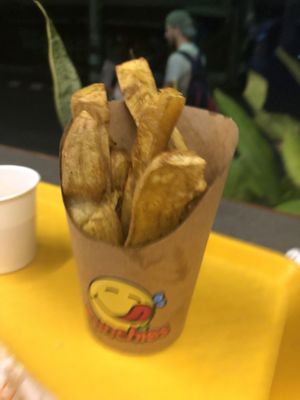 Sweet potato chips at Munchies Tha Phae Gate in Chiang Mai