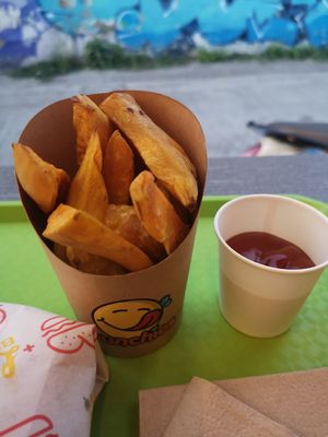 Sweetpotato fries with ketchup at Munchies Tha Phae Gate in Chiang Mai