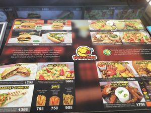 Menu at Munchies Tha Phae Gate in Chiang Mai