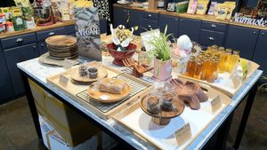 Display of products at WondeRaw - 원더로우 in Seoul