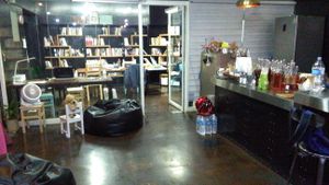 Store's interior at WondeRaw - 원더로우 in Seoul