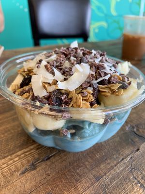 Blue spirulina smoothie bowl!!  YUM!😍 at Plantz Cafe in Dracut