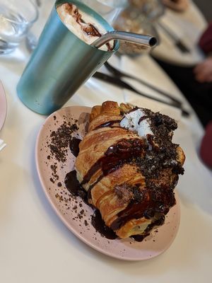 Chocolate croissant at Weirdoughs in Melbourne