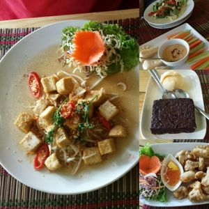 Stir fried with tofu, Hummus, Brownie and Icecream at Taste from Heaven in Chiang Mai