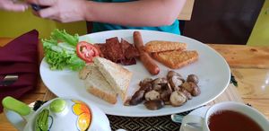 Breakfast set - mushrooms instead of eggs  at Taste from Heaven in Chiang Mai