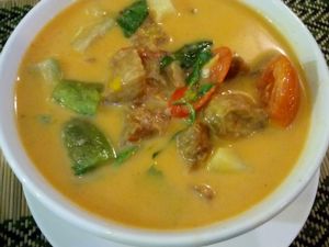 Duck red curry at Taste from Heaven in Chiang Mai