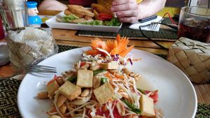 Som Tam at Taste from Heaven in Chiang Mai