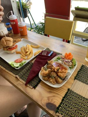 Vegan ‘chicken’ burger and vegan money bags. at Taste from Heaven in Chiang Mai