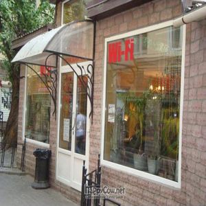 front door at Troitskiy Most - Liniya in St Petersburg