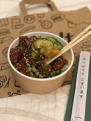 HAWAII poke bowl with quinoa  at MakaMaka in Split