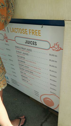 Juices at MakaMaka in Split