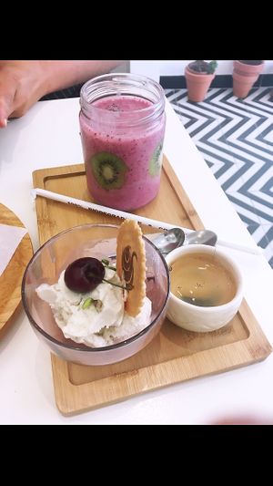 Vegan ice cream  at Parcería - Culto Al Cafè in Sevilla