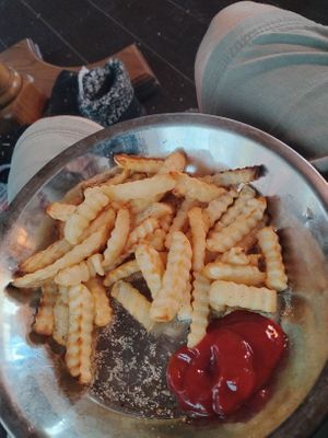 Organic vegan French fries, yum at Divine Grace Healing Retreats in Reno
