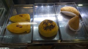 Salgados disponíveis at Vegananda in Santos