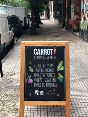 The sandwich board at Tienda Nova Soho in Buenos Aires