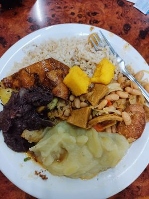 Vegan Buffet at Vegano da Tijuca in Rio De Janeiro