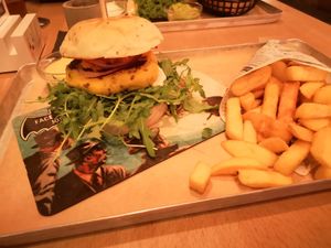 Kürbisburger at Bootschaft in Hildesheim